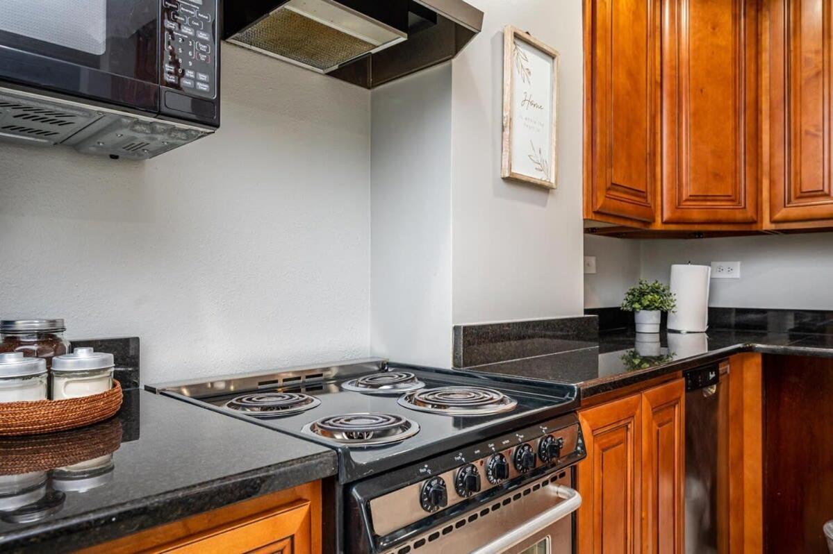 Villa Downtown! 24H Concierge! Private Balcony! 11K Atlanta Esterno foto